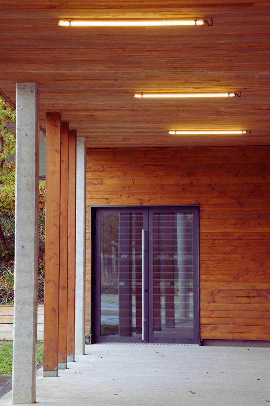 eclairage tubulaires LED exterieur lycee Savenay