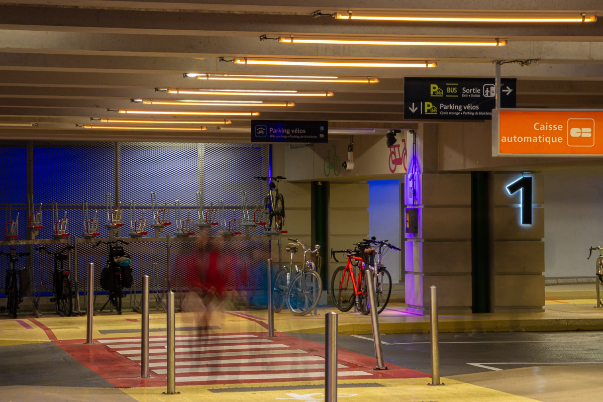 parking velo eclairage LED made in France ACTiLED gare SNCF PARIS