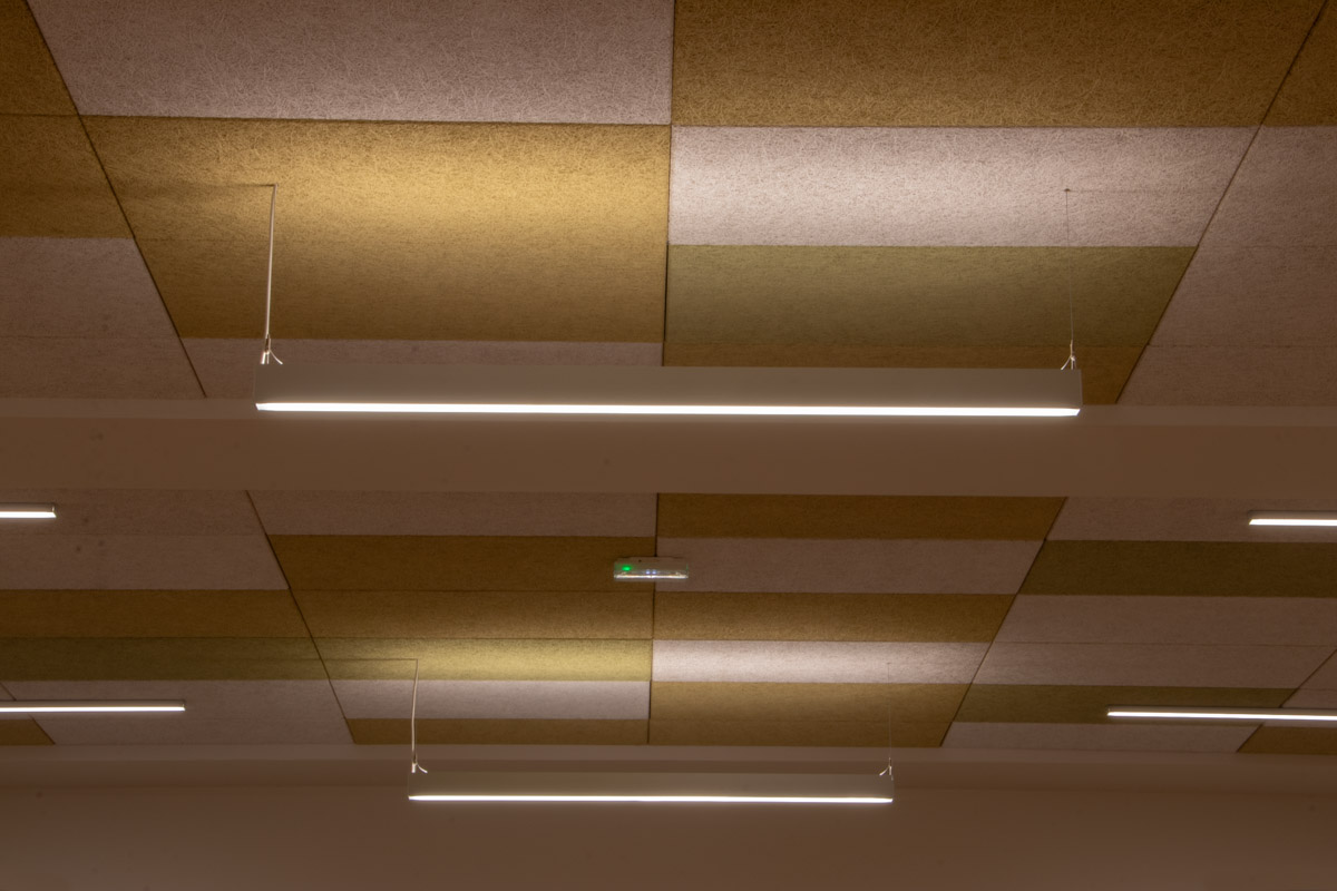 luminaire linéaire ACTiLED salle paroissiale Eglise Saint-Jean Bosco PARIS