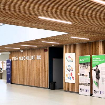 éclairage ACTiLED hall d'accueil lycée Alice Milliat