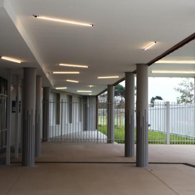 eclairage tubulaires ACTiLED preau entree collège
