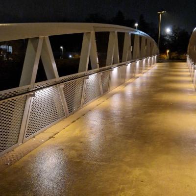 luminaire led passerelle SNCF Cesson-Sevigné