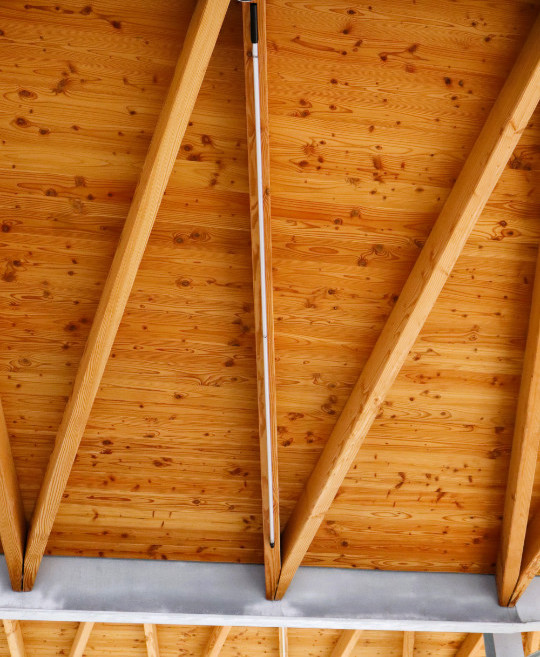 éclairage tubulaires LEd hall de marché