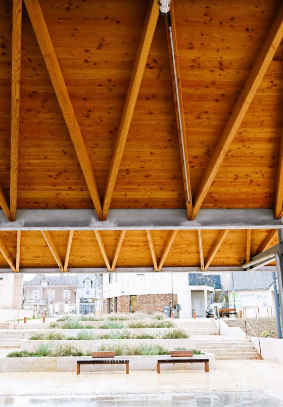 éclairage tubes LED halle de marche